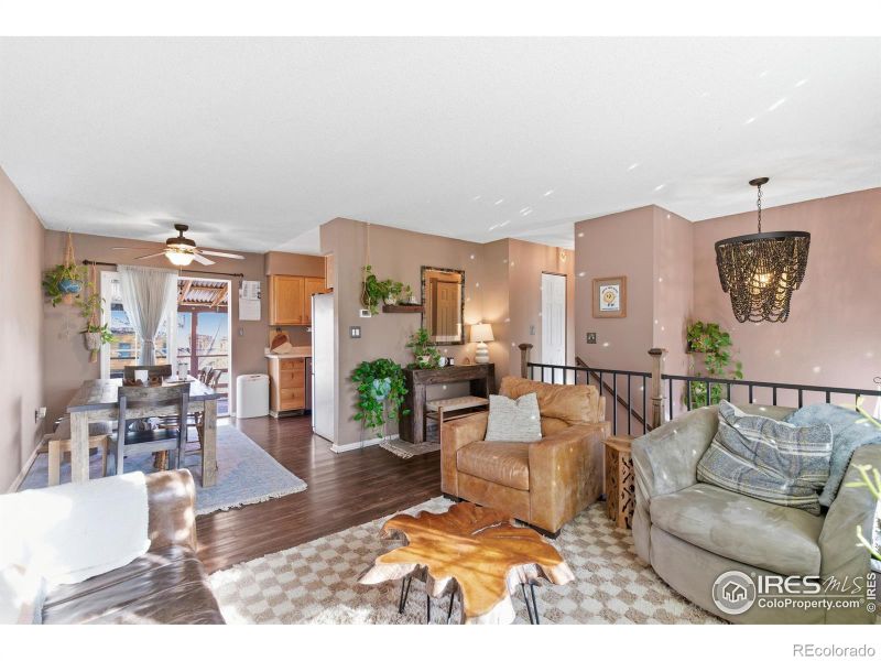 216 Gary Dr, Fort Collins, CO 80525