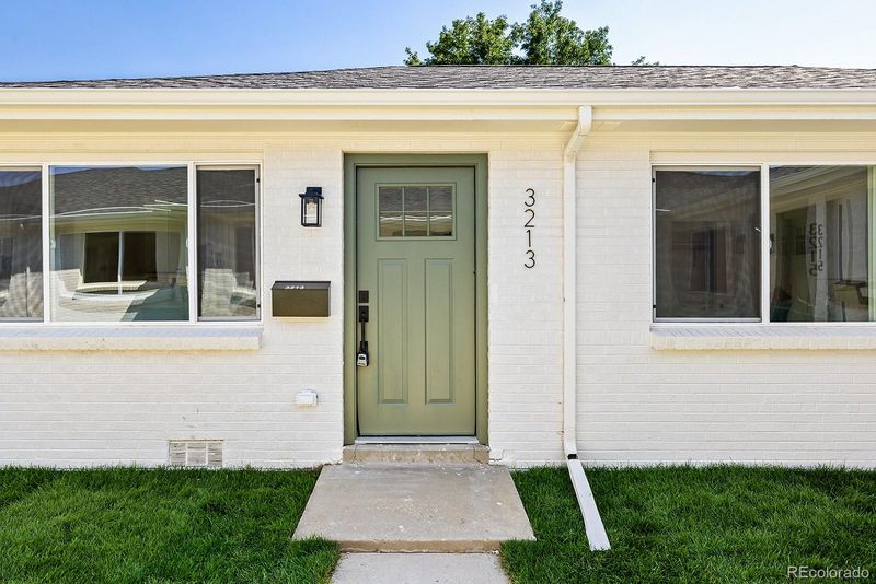 3213 N Steele St, Denver, CO 80205