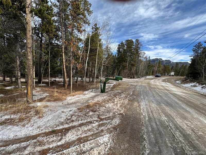 121 Aurora Rd, Black Hawk, CO 80422