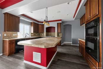 5085 Ridgewood Dr, Johnstown, CO 80534