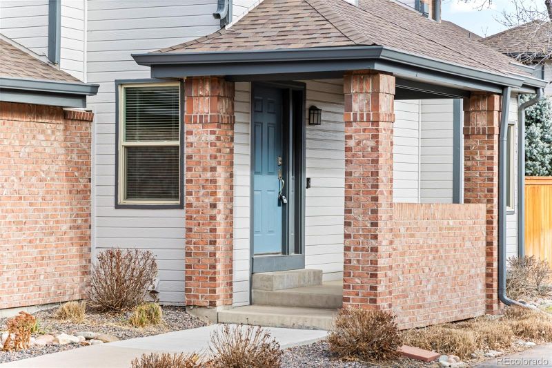 6310 S Harrison Way, Centennial, CO 80121