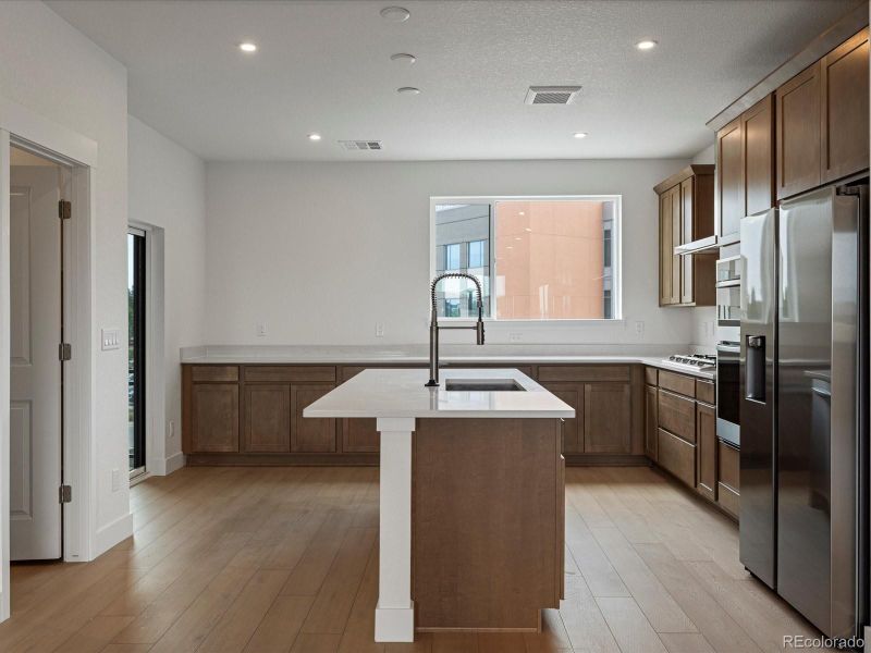 12 Ascent Trl, Englewood, CO 80112