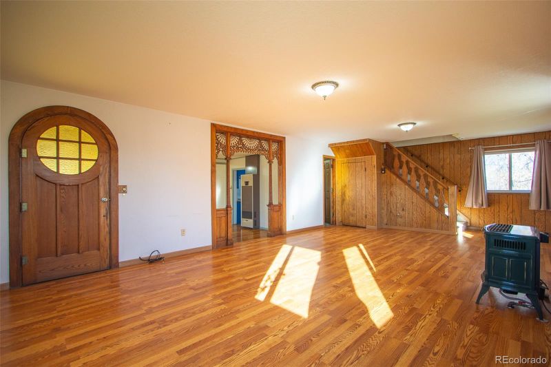 517 Spring Creek Rd, Montrose, CO 81403