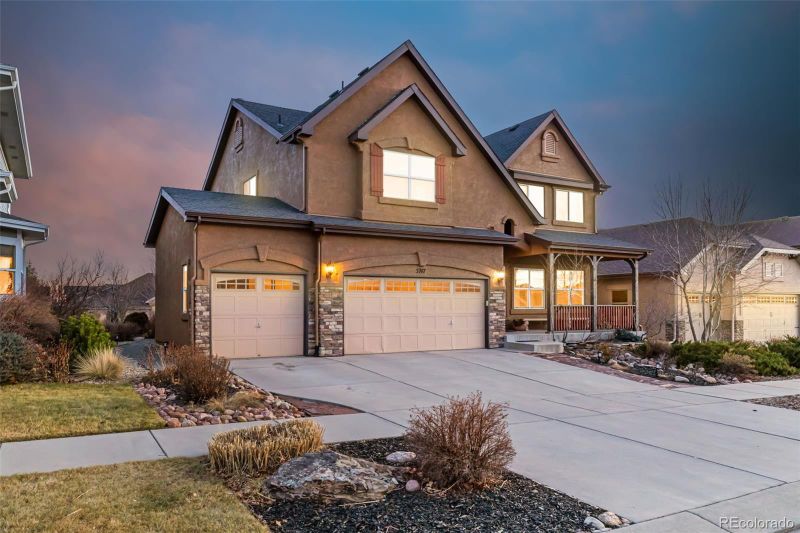 5747 Wolf Village Dr, Colorado Springs, CO 80924