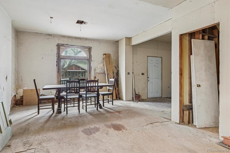 934 S Washington St, Denver, CO 80209