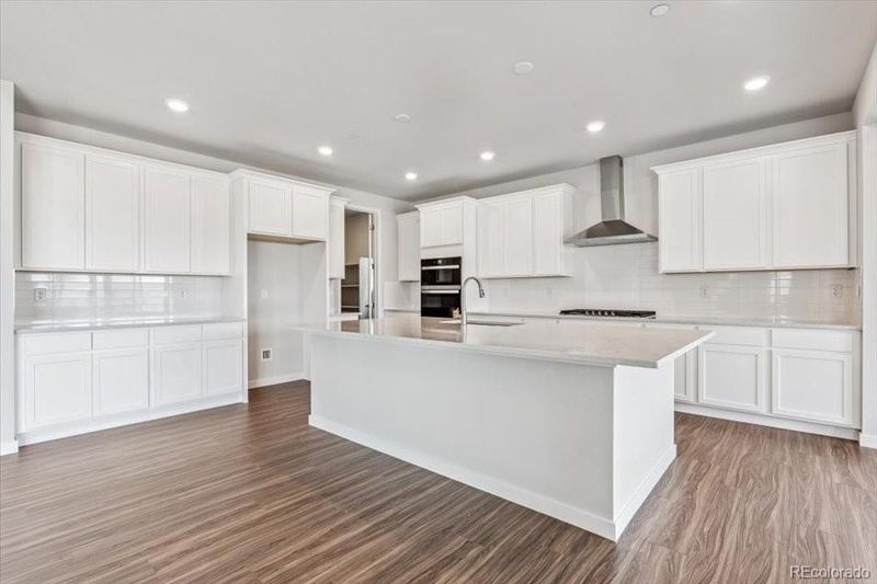 2573 Bailey Ln, Lafayette, CO 80026