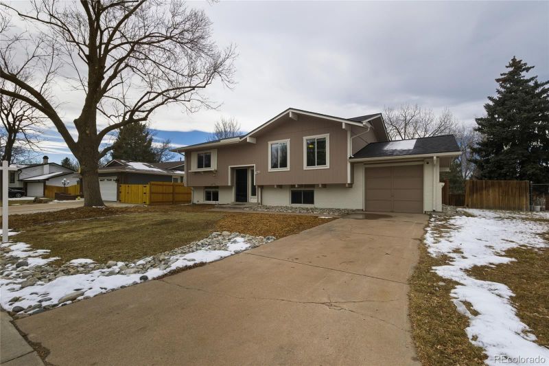 7405 E Fremont Dr, Centennial, CO 80112