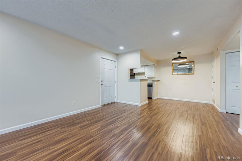8555 Fairmount Dr #H106, Denver, CO 80247