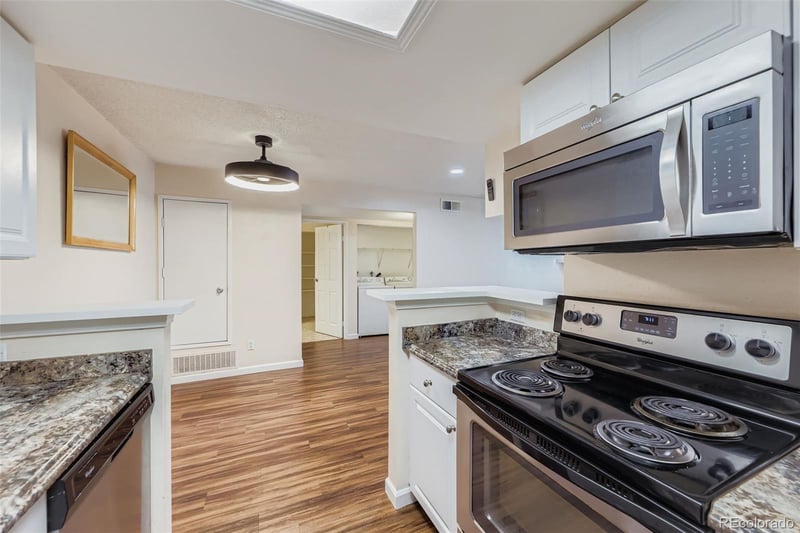 8555 Fairmount Dr #H106, Denver, CO 80247