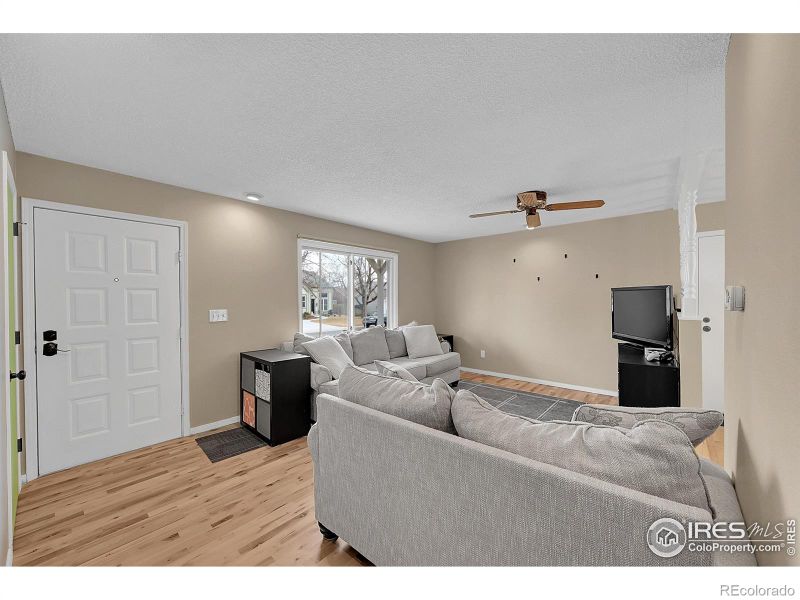 4113 Warbler Dr, Fort Collins, CO 80526