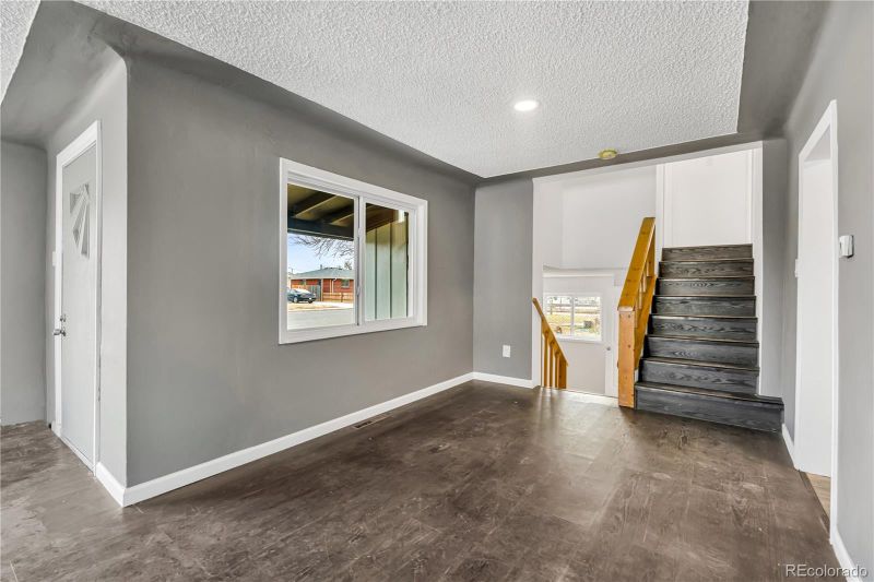 617 S 5th Ave, Brighton, CO 80601