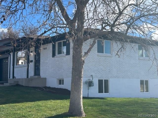 960 W 79th Pl, Denver, CO 80221