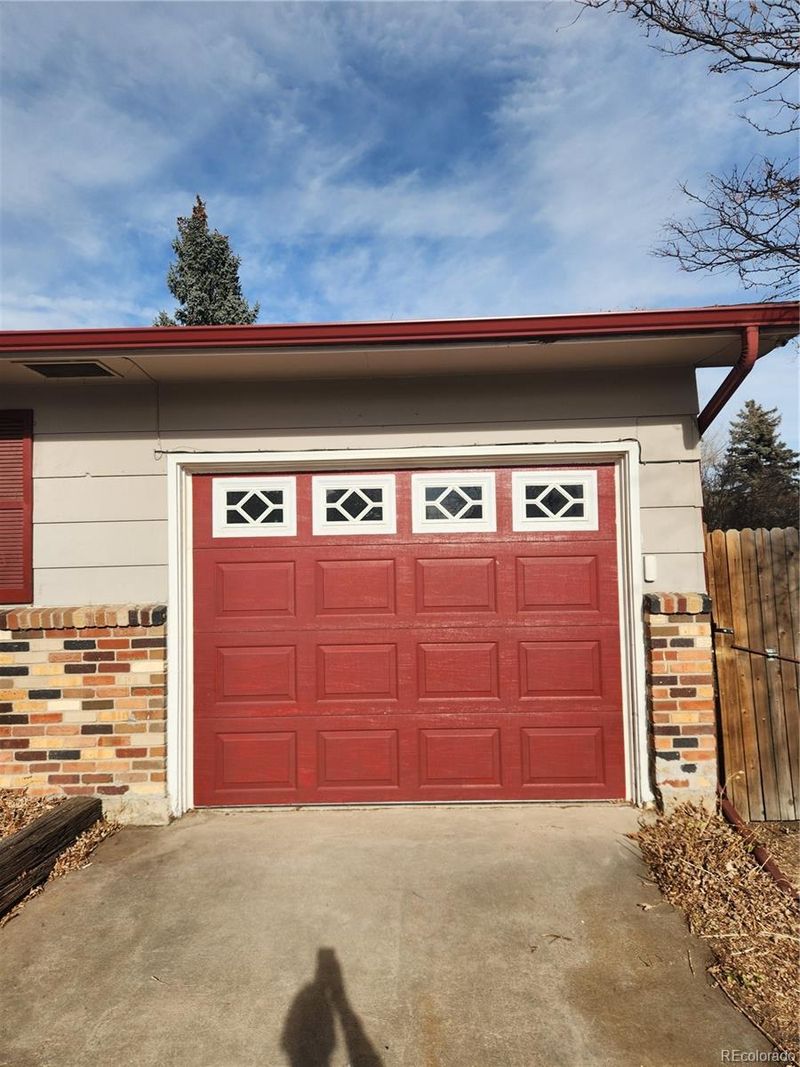 3938 Encino St, Colorado Springs, CO 80918