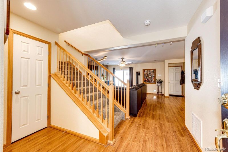 1190 S Pitkin Way, Aurora, CO 80017