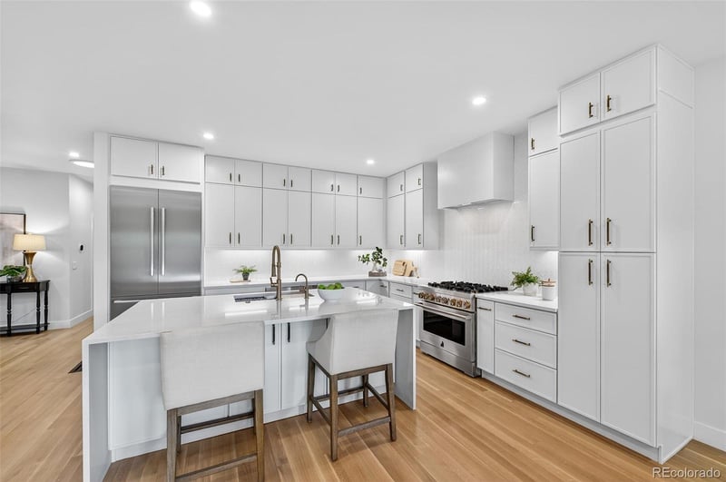 2552 E Alameda Ave #104, Denver, CO 80209
