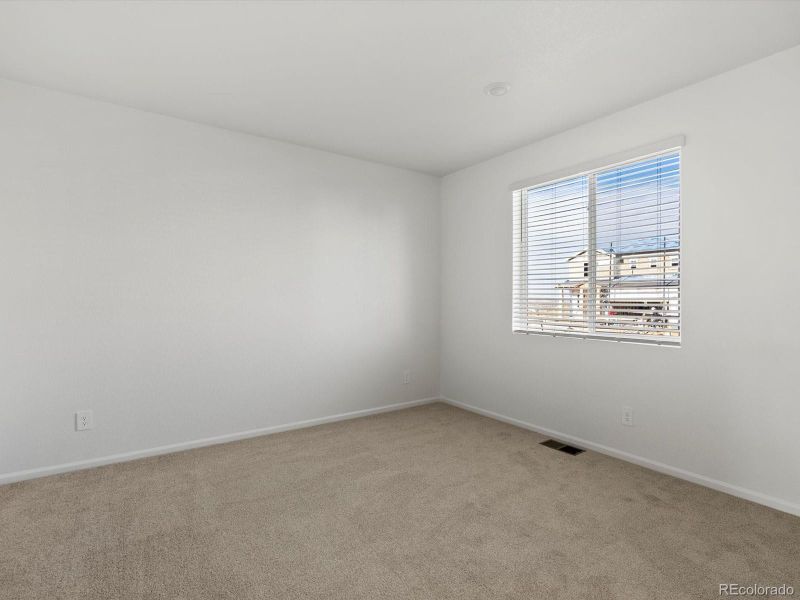 7340 27th Street Ln, Greeley, CO 80634