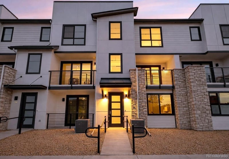 2078 S Holly St #3, Denver, CO 80222