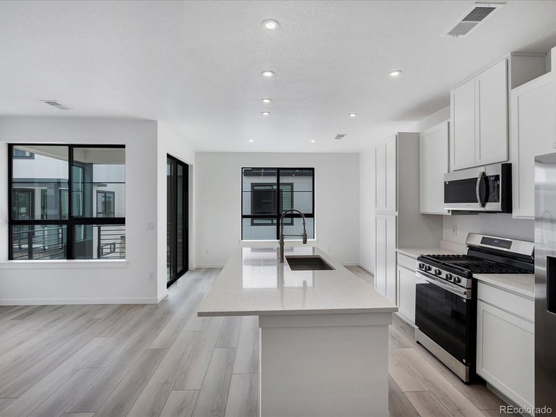 2024 S Holly St #3, Denver, CO 80222