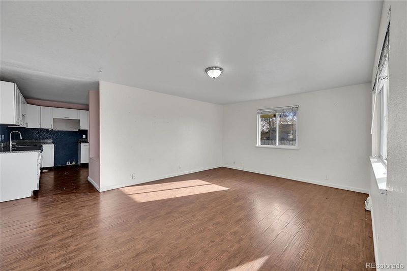 5842 Oneida St, Commerce City, CO 80022