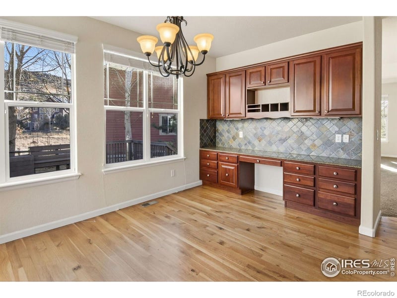 121 Osprey Ln, Lyons, CO 80540