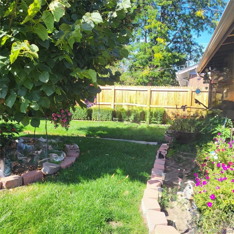 1375 S Newport St, Denver, CO 80224