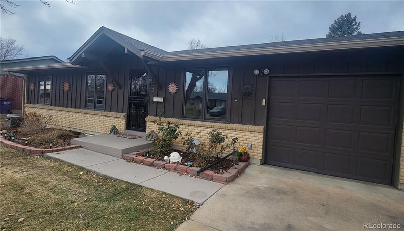 1375 S Newport St, Denver, CO 80224