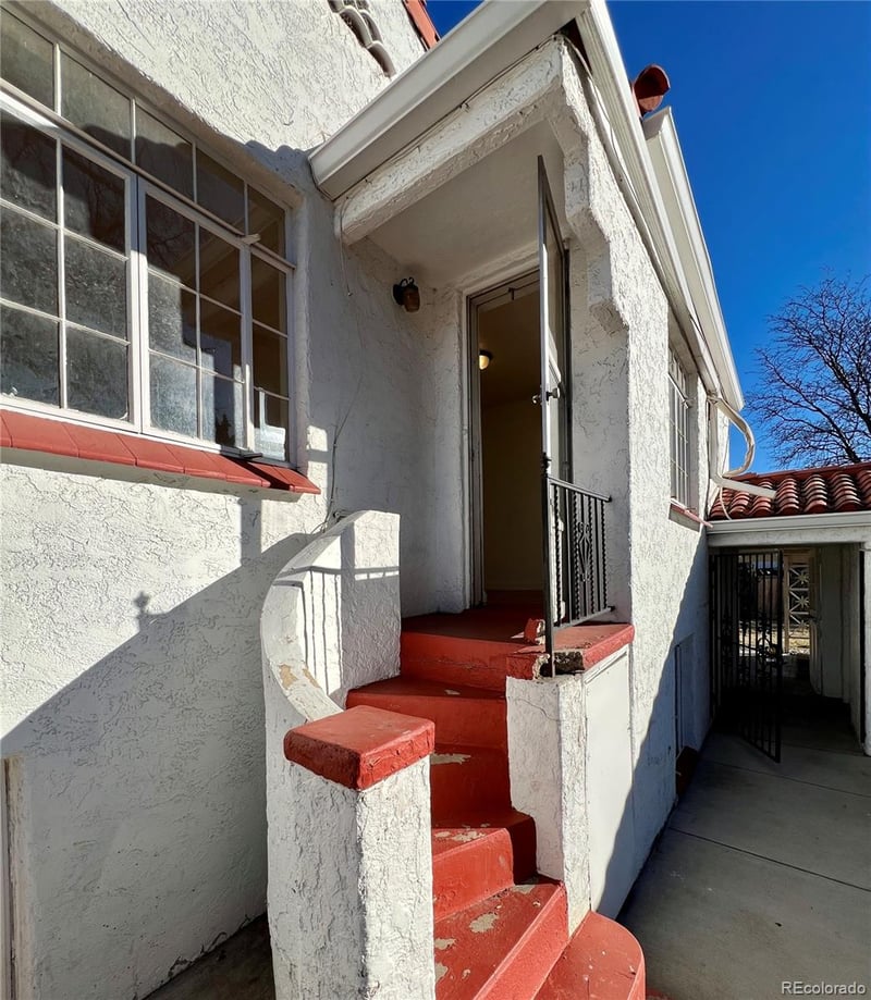 320 S Dale Ct, Denver, CO 80219