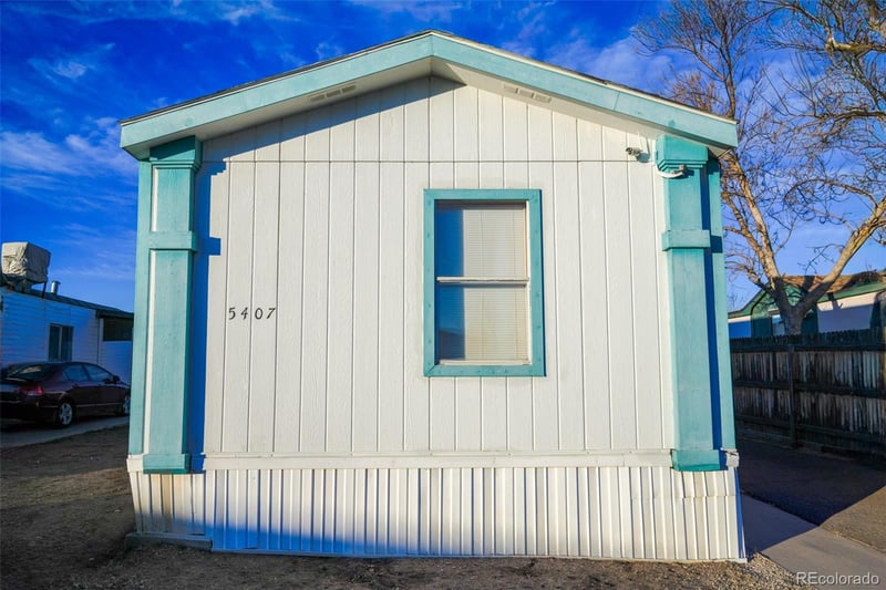 5407 E 97th Pl, Denver, CO 80229