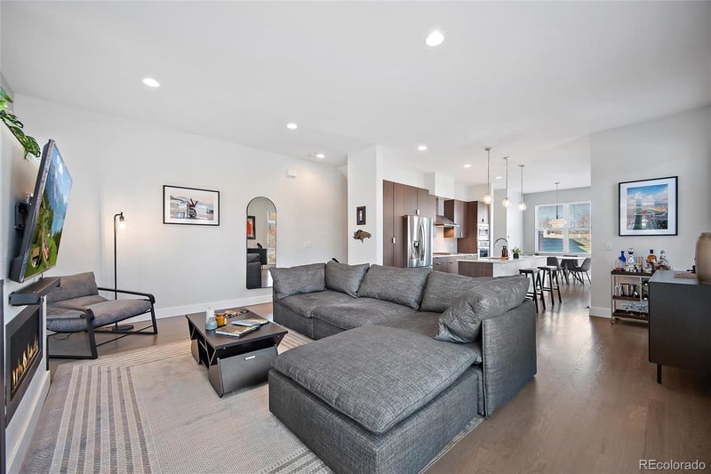 2157 N Downing St, Denver, CO 80205