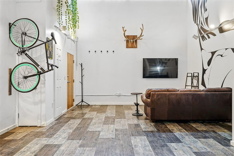 2400 N Broadway #4, Denver, CO 80205