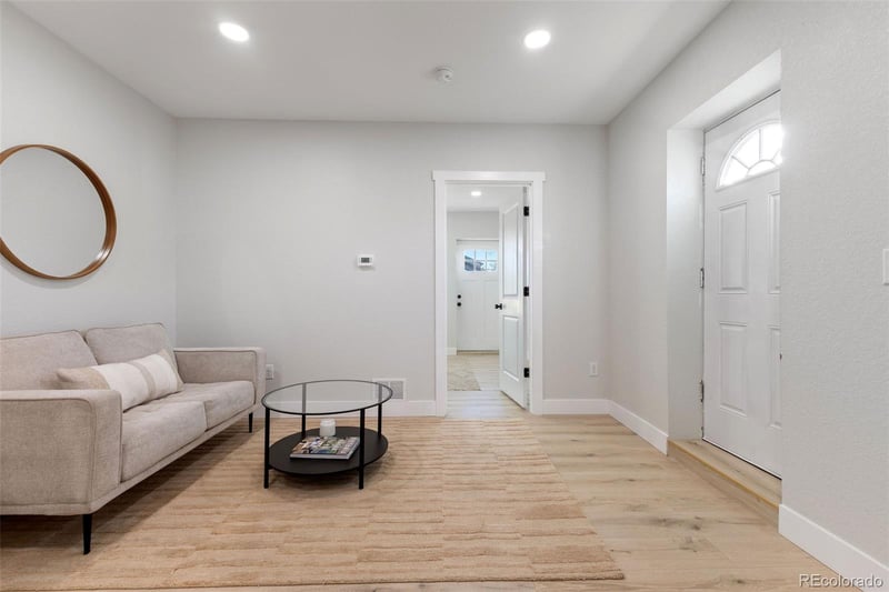 1037 Hazel Ct, Denver, CO 80204