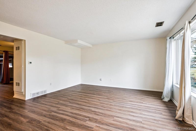 9041 E Mansfield Ave, Denver, CO 80237