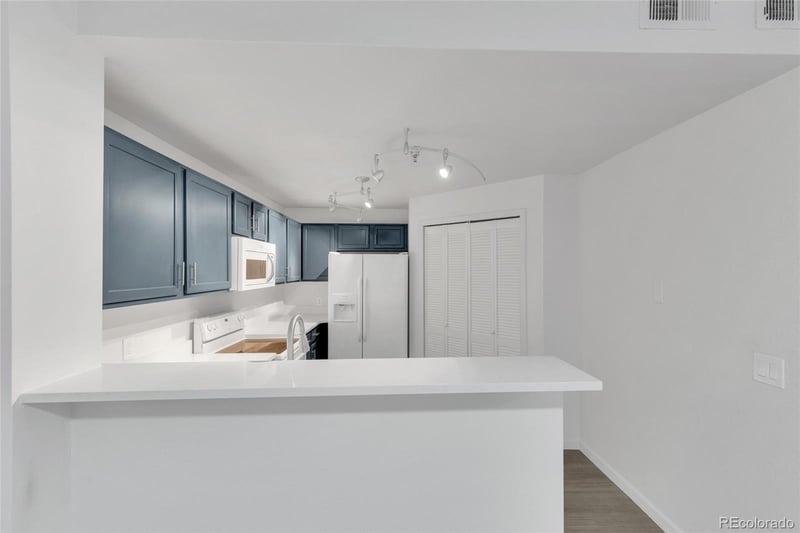 2575 S Syracuse Way #G104, Denver, CO 80231
