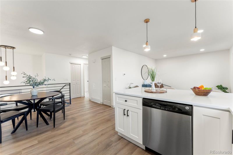 1782 Danube Ct, Aurora, CO 80011