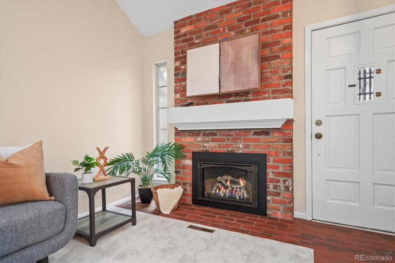 2887 W Long Cir #D, Littleton, CO 80120
