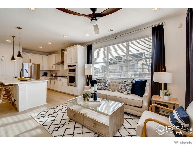2771 Bear Springs Cir, Longmont, CO 80503