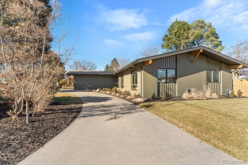 3001 S Vine St, Denver, CO 80210