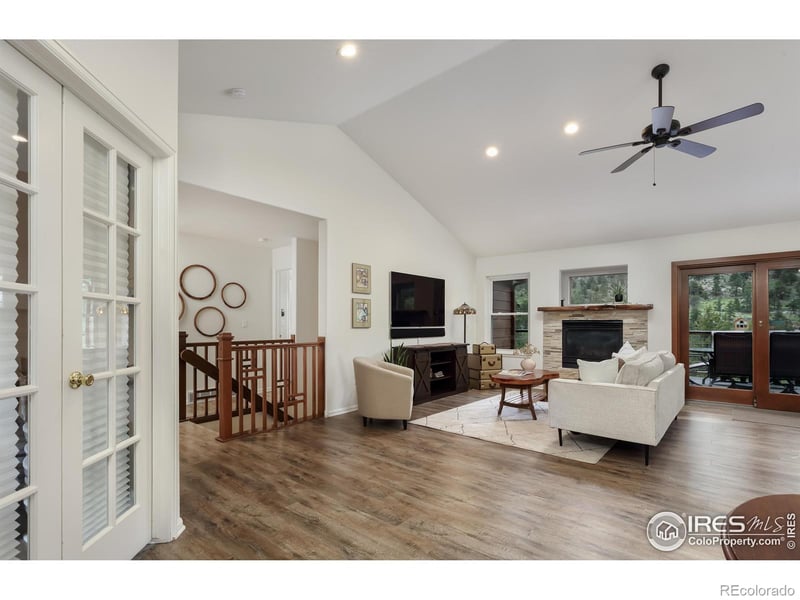 187 Wichita Rd, Lyons, CO 80540