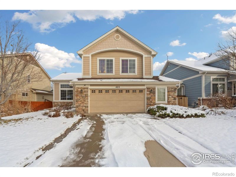 425 Expedition Ln, Johnstown, CO 80534