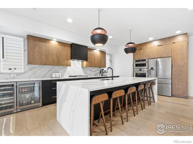816 Cherokee Dr, Fort Collins, CO 80525