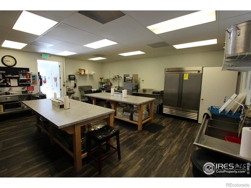 220 12th St SW #125, Loveland, CO 80537
