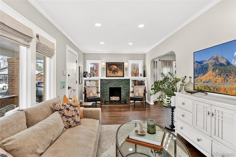 2077 S Corona St, Denver, CO 80210