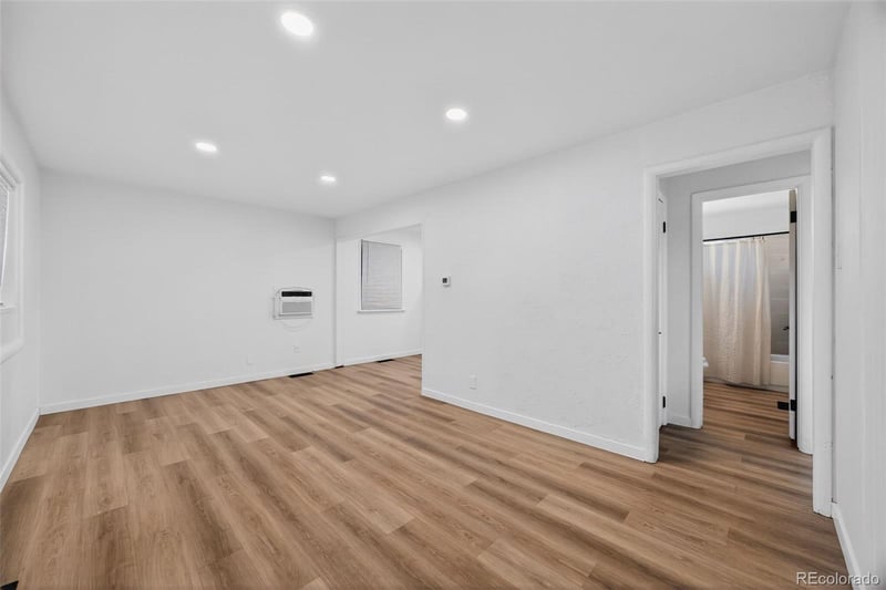 2621 S Federal Blvd, Denver, CO 80219