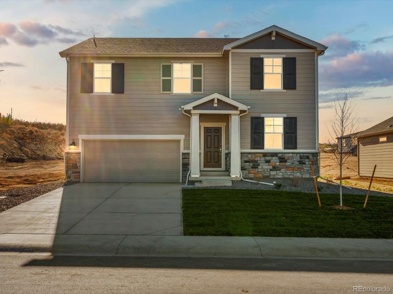 1636 Yampa River Dr, Windsor, CO 80550