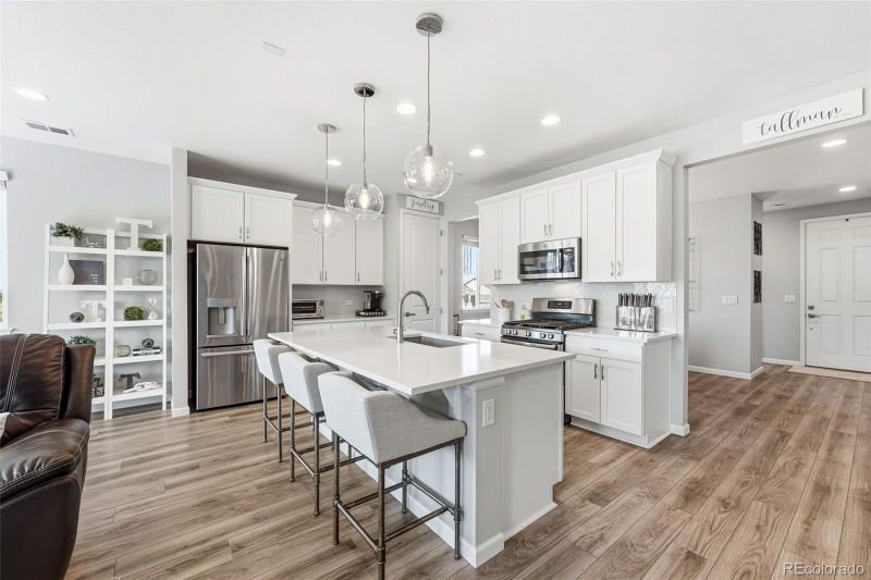 4651 S Malaya Ct, Aurora, CO 80015