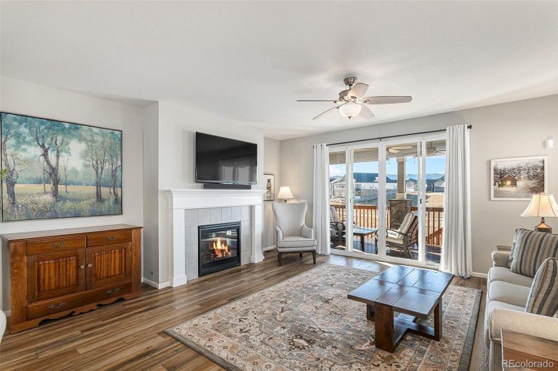 9055 Swan River St, Littleton, CO 80125