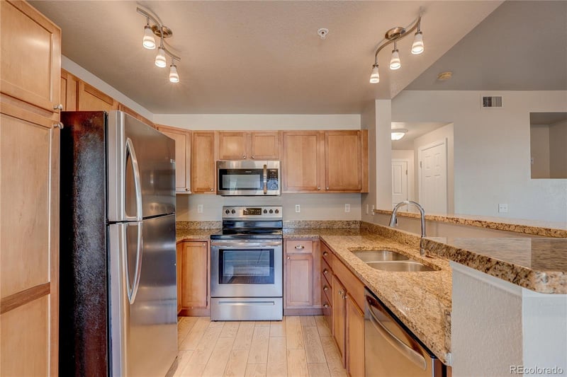 8707 E Florida Ave #1007, Denver, CO 80247