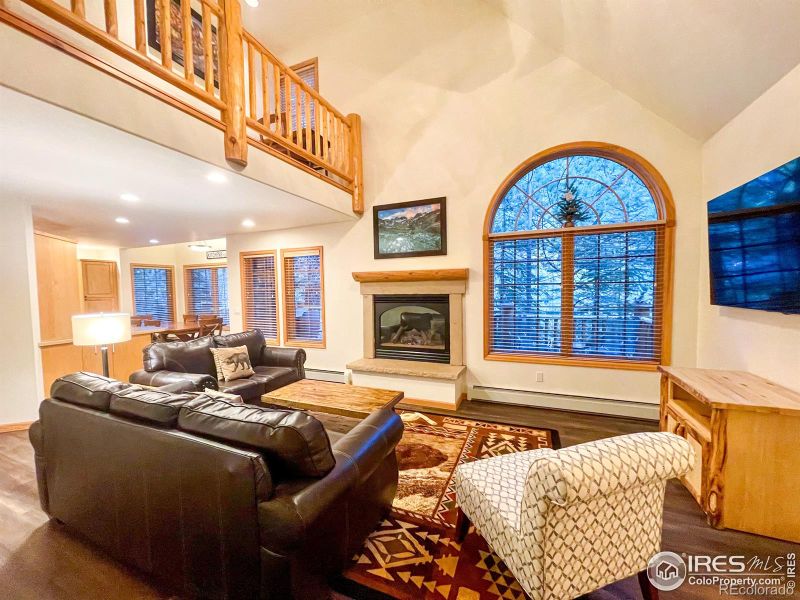 1250 Fall River Dr, Estes Park, CO 80517