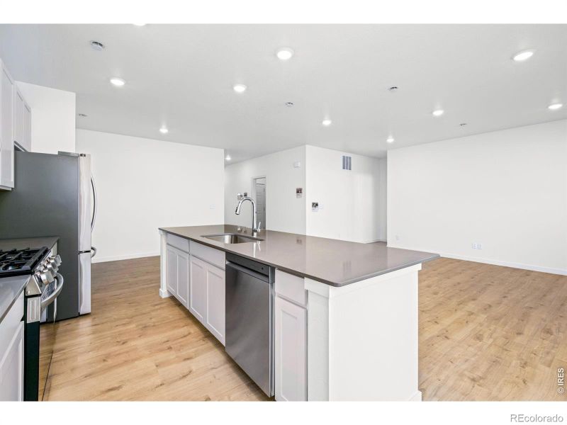 609 85th Ave Ct, Greeley, CO 80634