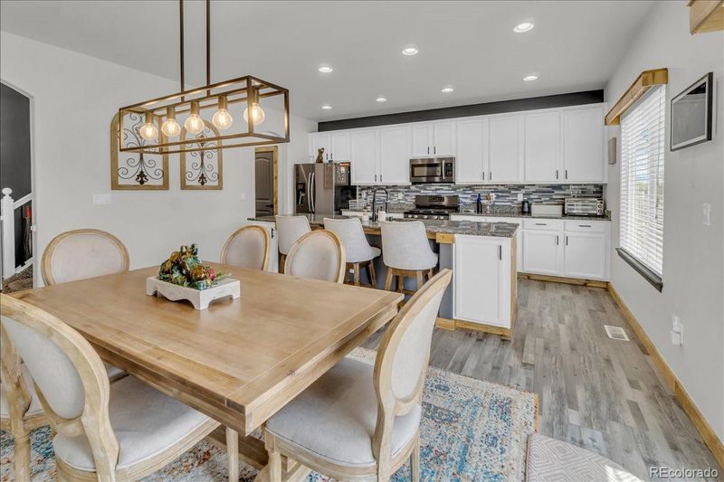 585 Canyonlands St, Berthoud, CO 80513